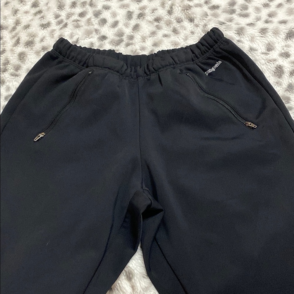 Women’s Patagonia Black Track Pants Relaxed Fit size medium